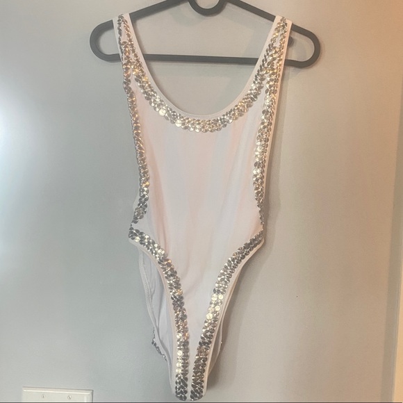 Norma Kamali Stud One Piece & Silver in White - Picture 4 of 8